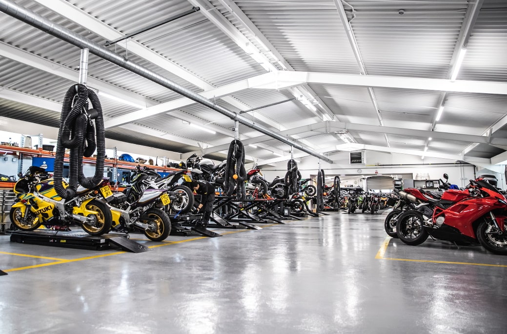 Superbike factory outlet shop